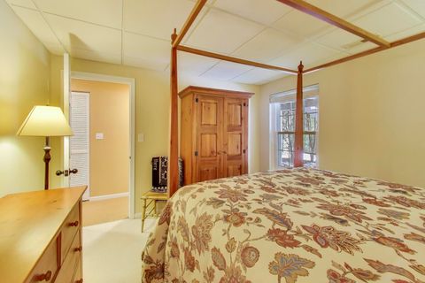 Tiny photo for 801 Dunhill Court, Gurnee, IL 60031 (MLS # 12594691)