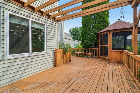 Tiny photo for 212 Mondovi Drive, Oswego, IL 60543 (MLS # 12675936)
