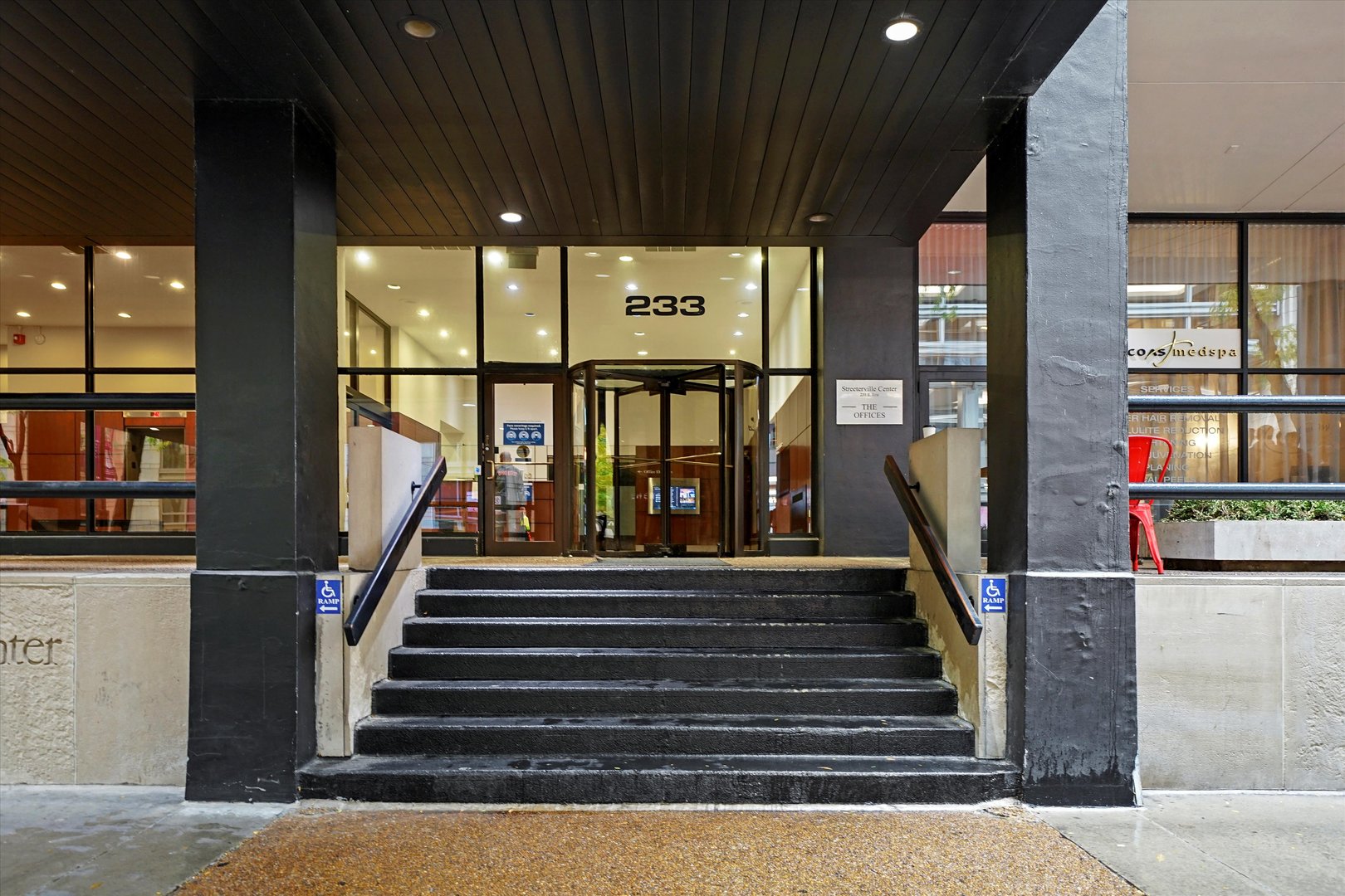 233 E Erie Street 2105