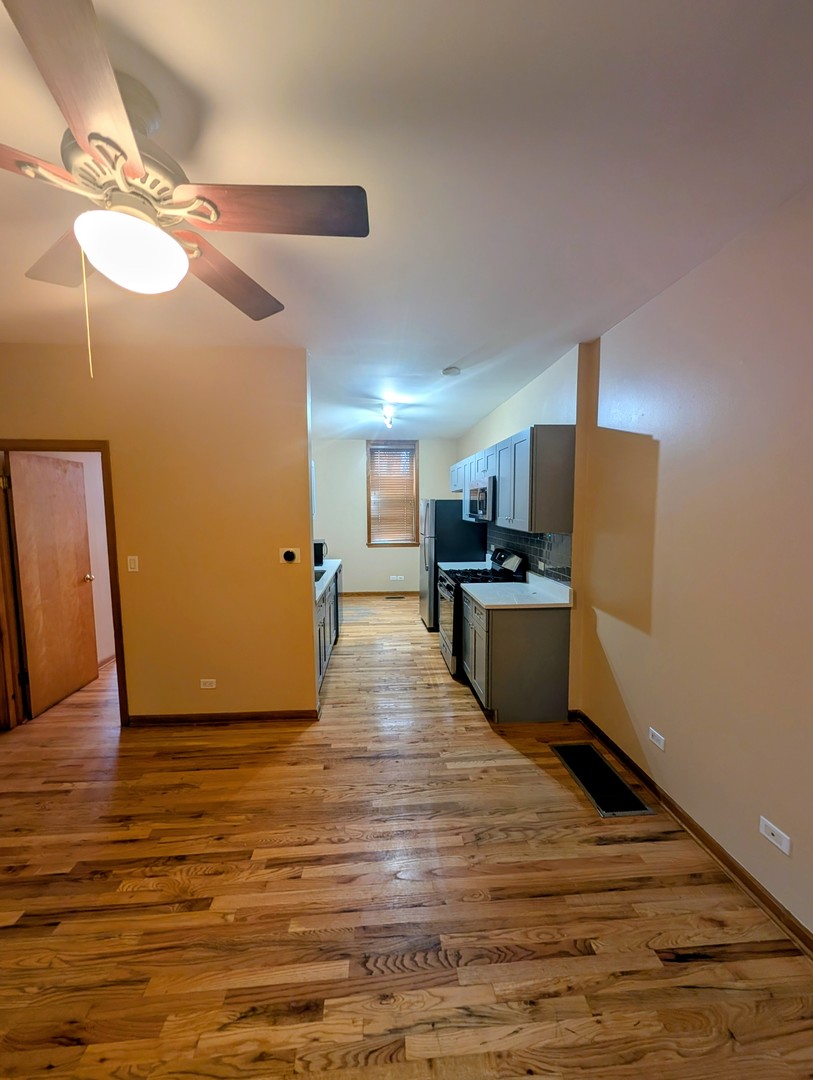 1852 W Thomas Street CH1