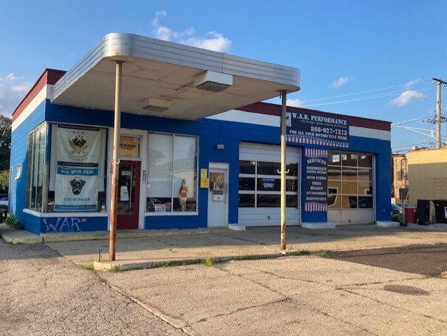 120 W Grant Highway