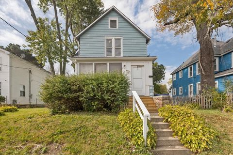 710 S Martin Luther King Jr Avenue, Waukegan, IL 60085 - #: 12499445