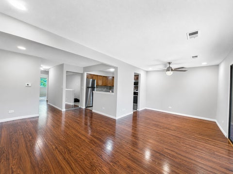 Tiny photo for 15137 Quail Hollow Drive #206, Orland Park, IL 60462 (MLS # 12684312)