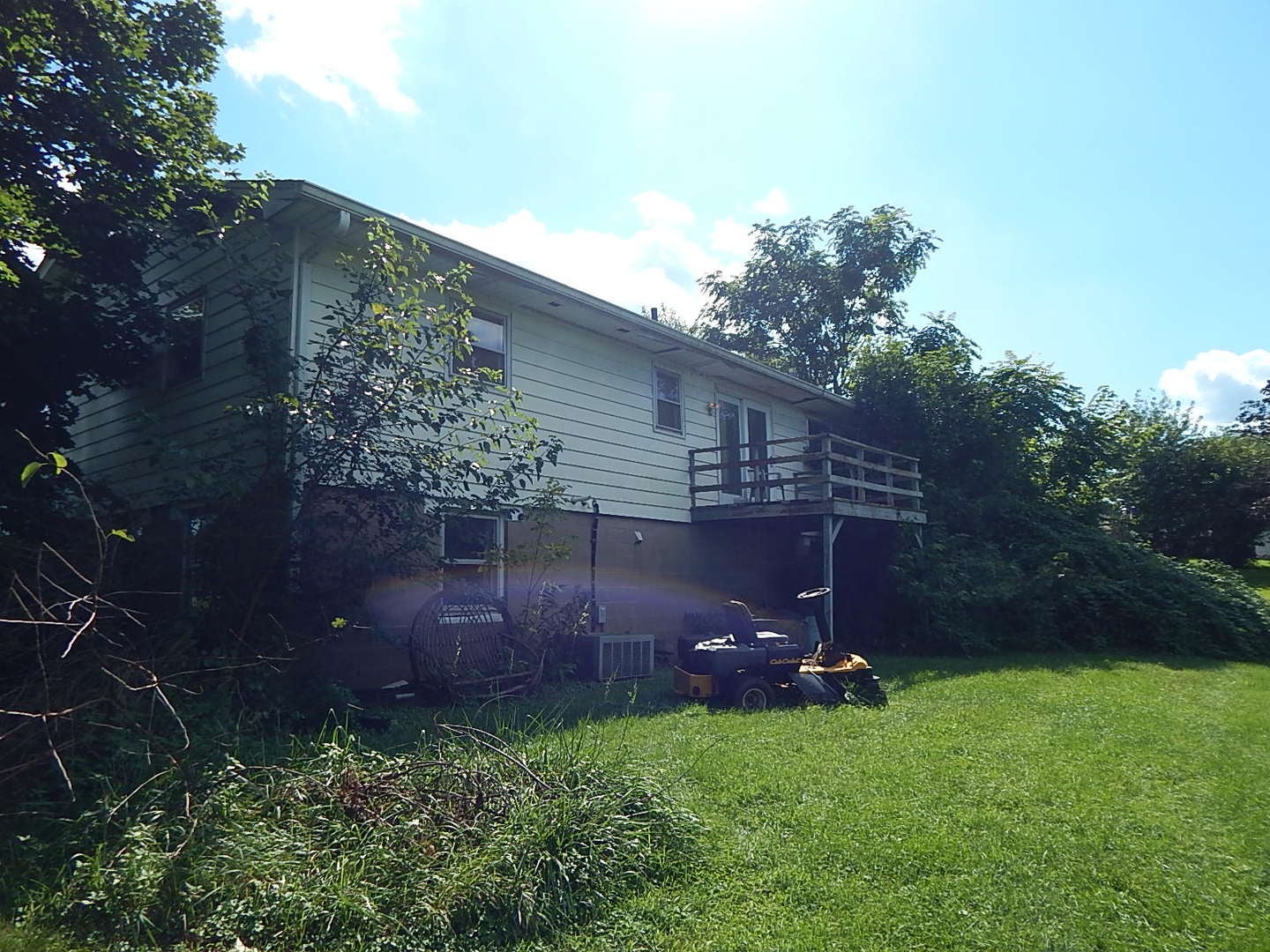 109 E 6th Street