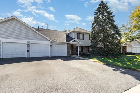 Tiny photo for 1467 Fairlane Drive #1B, Schaumburg, IL 60193 (MLS # 12505060)