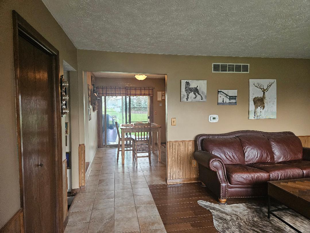 25155 W Elm Street