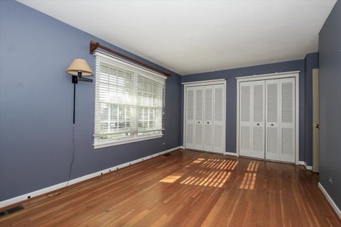Tiny photo for 70 Avon Road, Elk Grove Village, IL 60007 (MLS # 12782931)