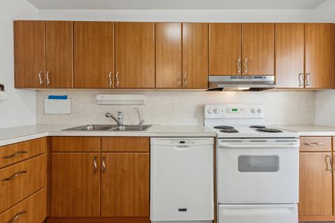 Tiny photo for 3900 N Lake Shore Drive #14D, Chicago, IL 60613 (MLS # 12497466)