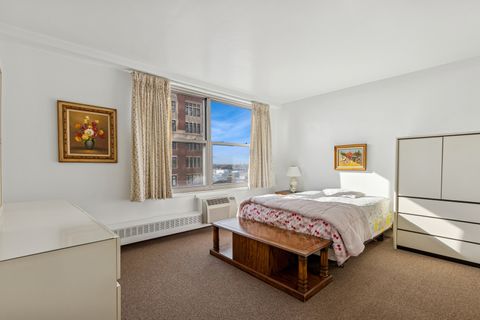 Tiny photo for 3900 N Lake Shore Drive #14D, Chicago, IL 60613 (MLS # 12497466)