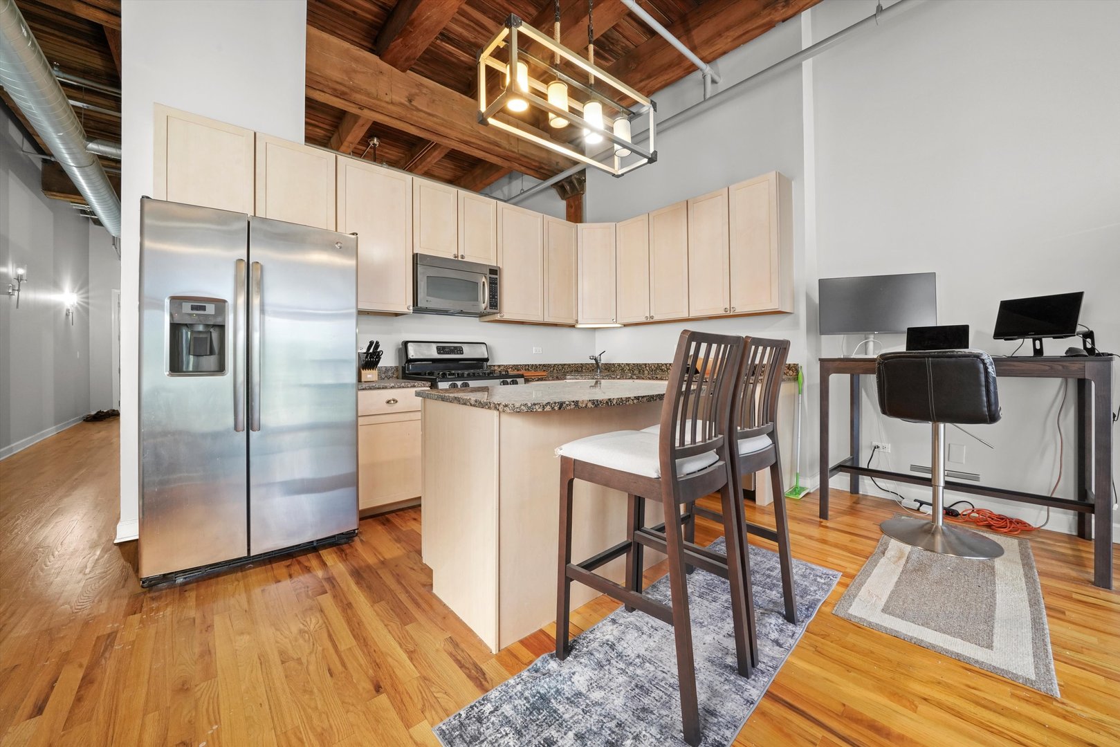 824 W Superior Street 303
