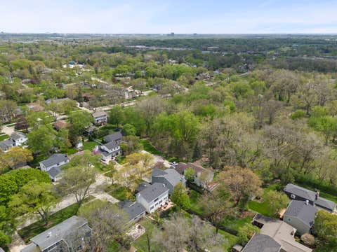 Tiny photo for 176 Hillcrest Avenue, Glen Ellyn, IL 60137 (MLS # 12698743)