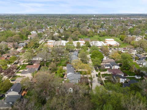 Tiny photo for 176 Hillcrest Avenue, Glen Ellyn, IL 60137 (MLS # 12698743)