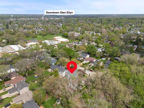 Tiny photo for 176 Hillcrest Avenue, Glen Ellyn, IL 60137 (MLS # 12698743)