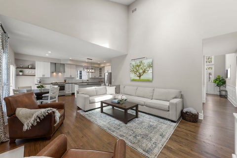 Tiny photo for 176 Hillcrest Avenue, Glen Ellyn, IL 60137 (MLS # 12698743)