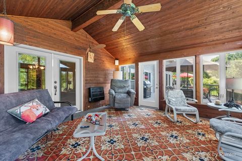 Tiny photo for 0N776 W Curtis Square, Geneva, IL 60134 (MLS # 12478867)
