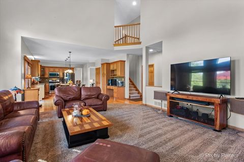 Tiny photo for 0N776 W Curtis Square, Geneva, IL 60134 (MLS # 12478867)