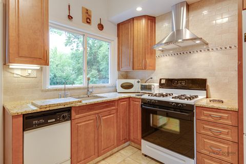 Tiny photo for 908 Dell Road, Northbrook, IL 60062 (MLS # 12420956)