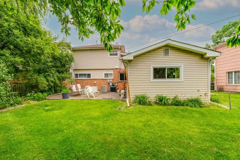 Tiny photo for 908 Dell Road, Northbrook, IL 60062 (MLS # 12420956)