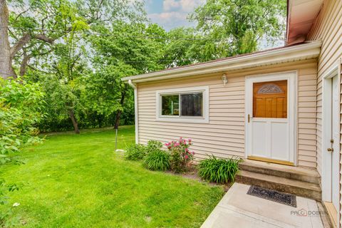 Tiny photo for 908 Dell Road, Northbrook, IL 60062 (MLS # 12420956)