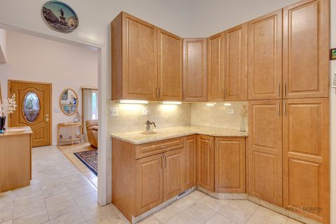 Tiny photo for 908 Dell Road, Northbrook, IL 60062 (MLS # 12420956)