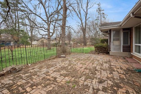 Tiny photo for 207 Town Acres Lane, Roselle, IL 60172 (MLS # 12555639)