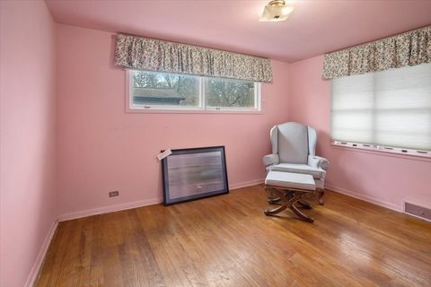 Tiny photo for 207 Town Acres Lane, Roselle, IL 60172 (MLS # 12555639)