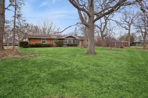 Tiny photo for 207 Town Acres Lane, Roselle, IL 60172 (MLS # 12555639)