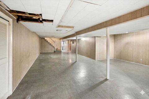 Tiny photo for 207 Town Acres Lane, Roselle, IL 60172 (MLS # 12555639)