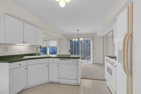 Tiny photo for 148 Locksley Drive, Streamwood, IL 60107 (MLS # 12560101)