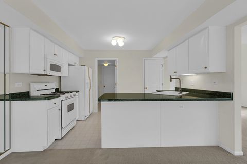 Tiny photo for 148 Locksley Drive, Streamwood, IL 60107 (MLS # 12560101)