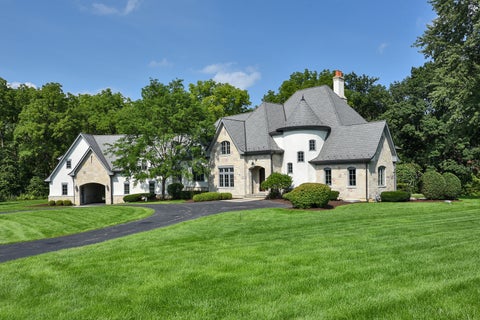Photo of 223 Highland Road, Inverness, IL 60067 (MLS # 12785533)