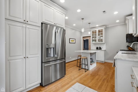 Tiny photo for 5822 N Sacramento Avenue, Chicago, IL 60659 (MLS # 12654689)