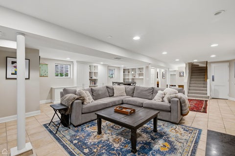 Tiny photo for 5822 N Sacramento Avenue, Chicago, IL 60659 (MLS # 12654689)