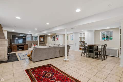 Tiny photo for 5822 N Sacramento Avenue, Chicago, IL 60659 (MLS # 12654689)