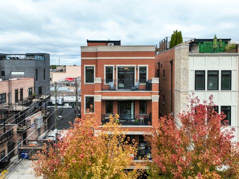 744 W Buckingham Place 4 Chicago IL 60657