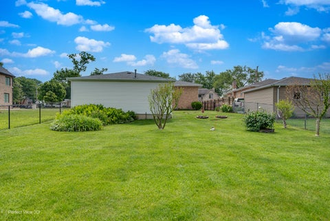 Tiny photo for 9020 Nashville Avenue, Oak Lawn, IL 60453 (MLS # 12698851)