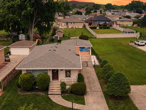 Tiny photo for 9020 Nashville Avenue, Oak Lawn, IL 60453 (MLS # 12698851)