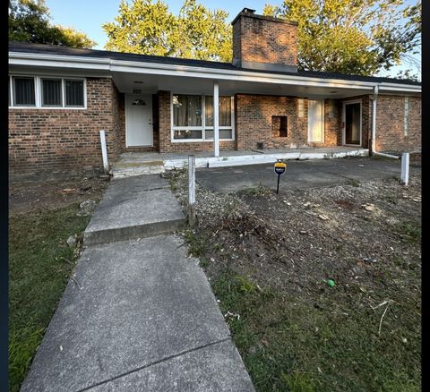 Photo of 800 ELM Street, Flossmoor, IL 60422 (MLS # 12613590)