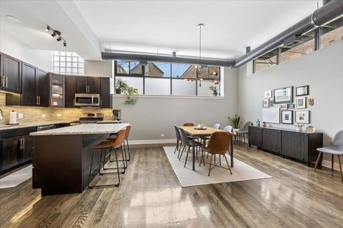 Tiny photo for 1137 N WOOD Street #1H, Chicago, IL 60622 (MLS # 12582178)