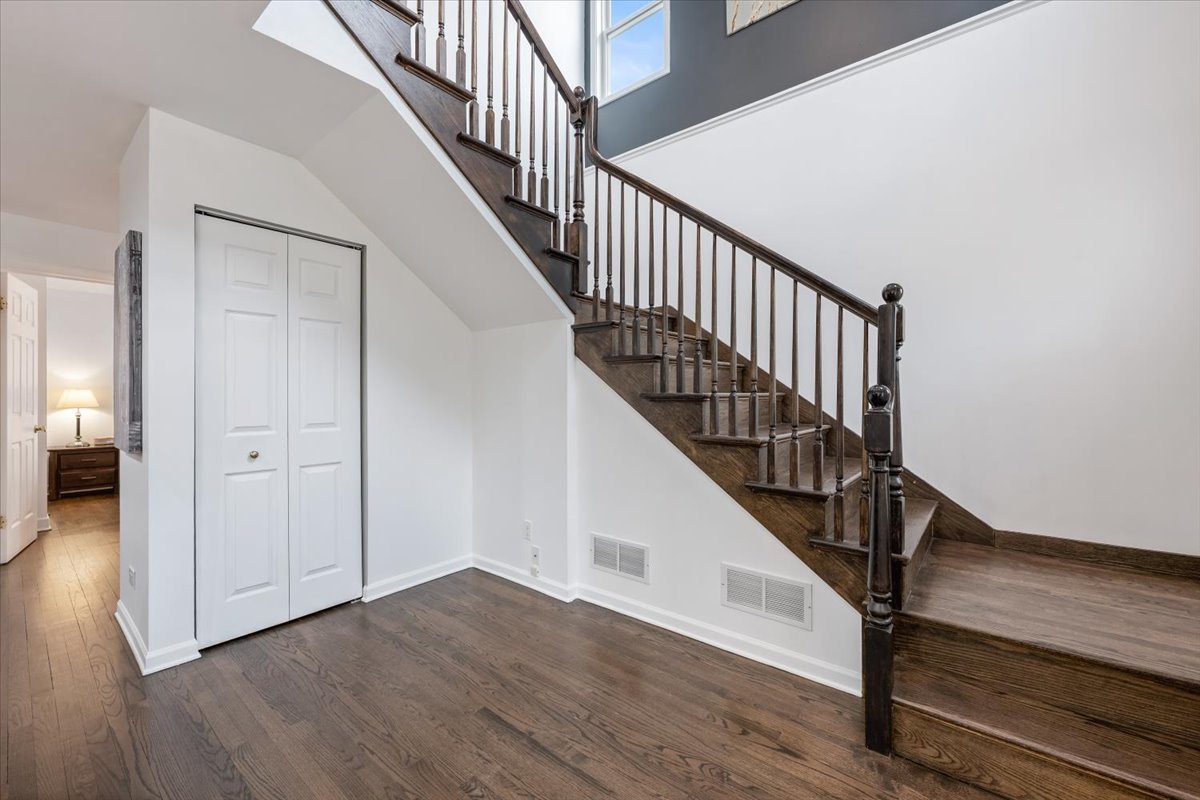 5877 N Central Avenue