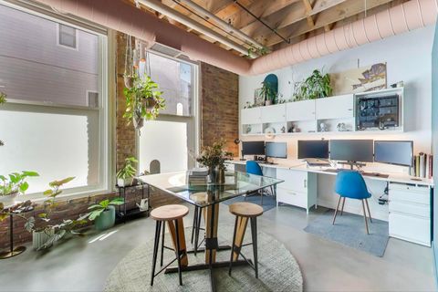 Tiny photo for 5235 N Ravenswood Avenue #3, Chicago, IL 60640 (MLS # 12505639)