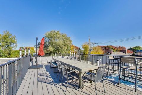 Tiny photo for 5235 N Ravenswood Avenue #3, Chicago, IL 60640 (MLS # 12505639)