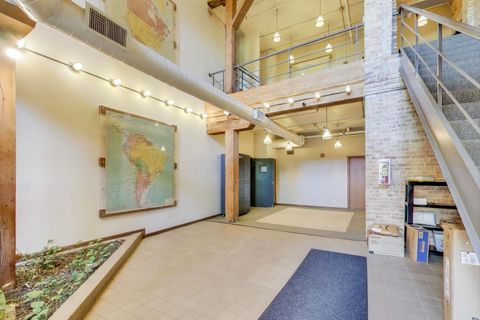 Tiny photo for 5235 N Ravenswood Avenue #3, Chicago, IL 60640 (MLS # 12505639)
