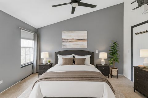 Tiny photo for 1941 Quaker Hollow Lane #1941, Streamwood, IL 60107 (MLS # 12530358)