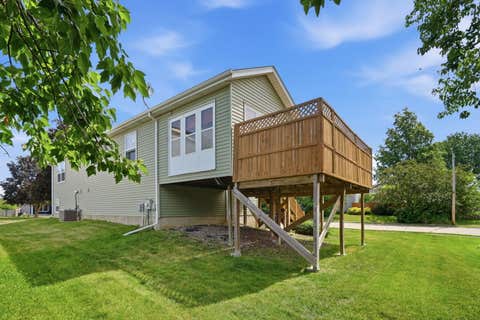 Tiny photo for 6010 N Hancock Avenue, Davenport, IA 52806 (MLS # 12662480)