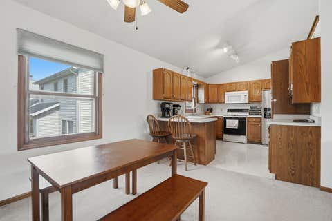 Tiny photo for 6010 N Hancock Avenue, Davenport, IA 52806 (MLS # 12662480)