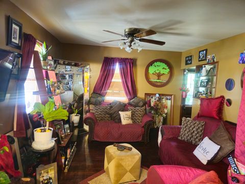 Tiny photo for 618 Washburn Street, Elgin, IL 60123 (MLS # 12677346)
