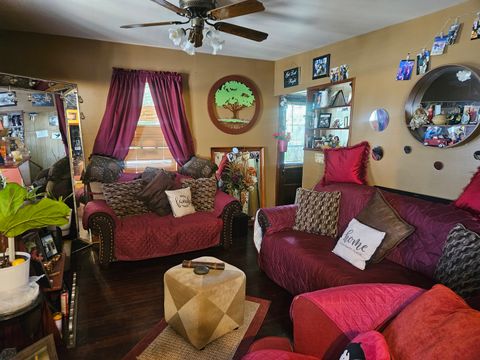 Tiny photo for 618 Washburn Street, Elgin, IL 60123 (MLS # 12677346)