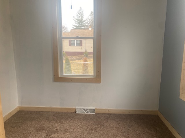 215 W 5th Street