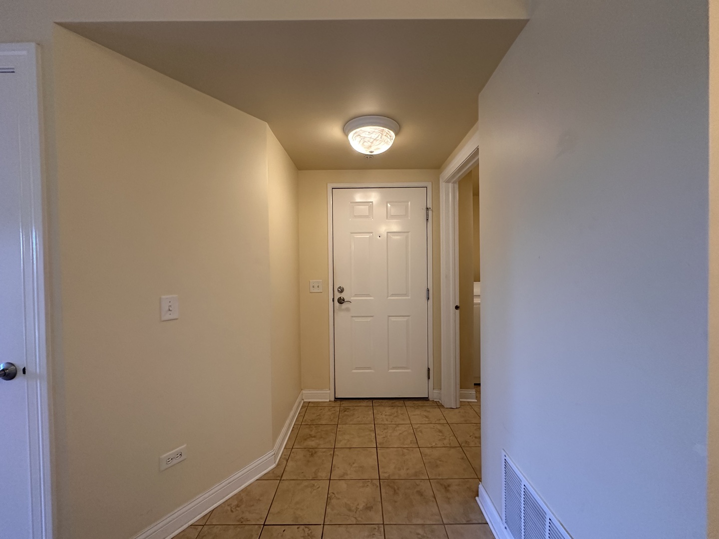 6655 S CASS Avenue 3B